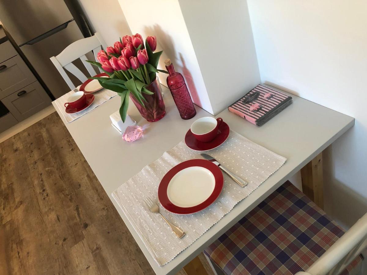 Bel Art Etage Mit Grossem Parkplatz Daire Haan Dış mekan fotoğraf